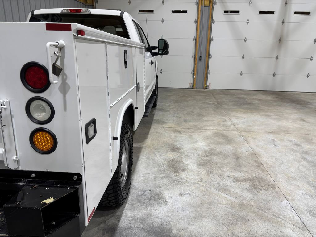 Used 2017 Ford F250 XL w/ Power Equipment Group image 10