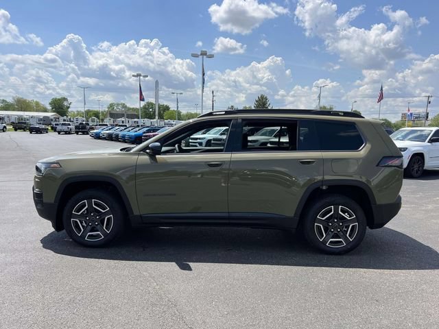 New 2026 Jeep Cherokee Laredo AWD/4WD image 4