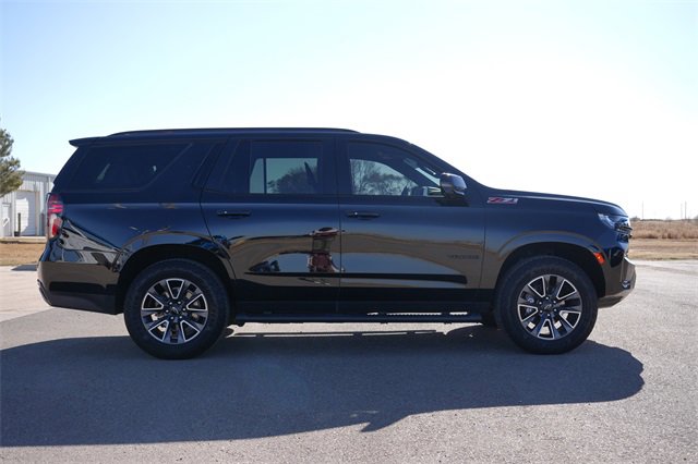 Used 2023 Chevrolet Tahoe Z71 w/ Luxury Package image 3