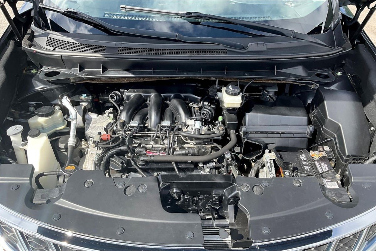Used 2012 Nissan Murano SV AWD/4WD image 28