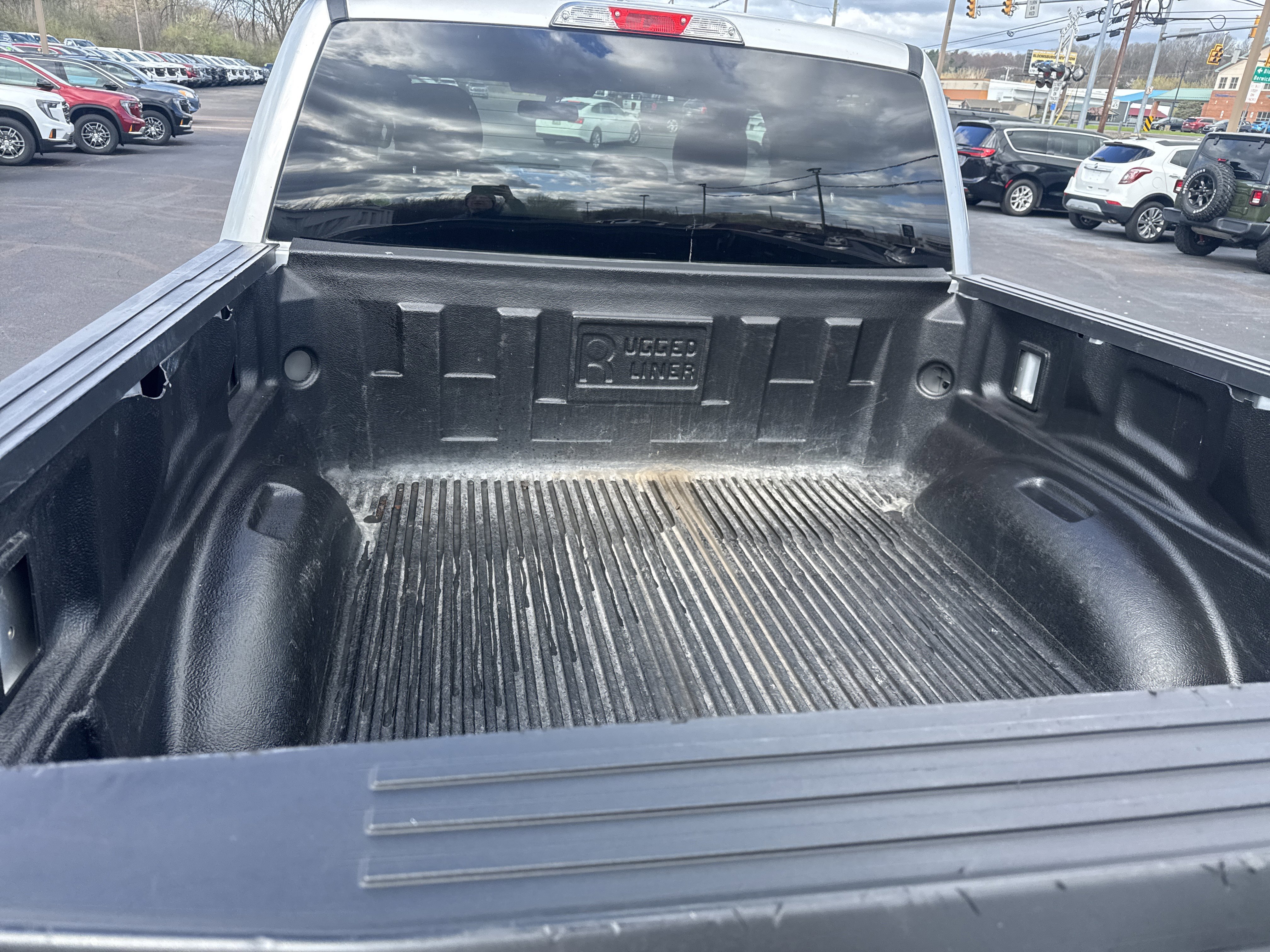 Used 2019 Ford F150 XLT w/ Equipment Group 301A Mid image 5