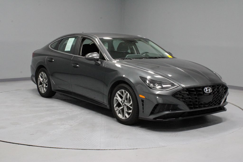 Certified 2022 Hyundai Sonata SEL FWD image 1