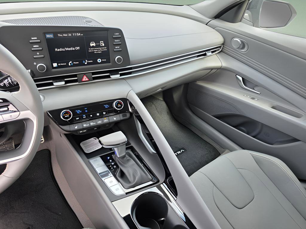 New 2026 Hyundai Elantra SEL Sport image 17