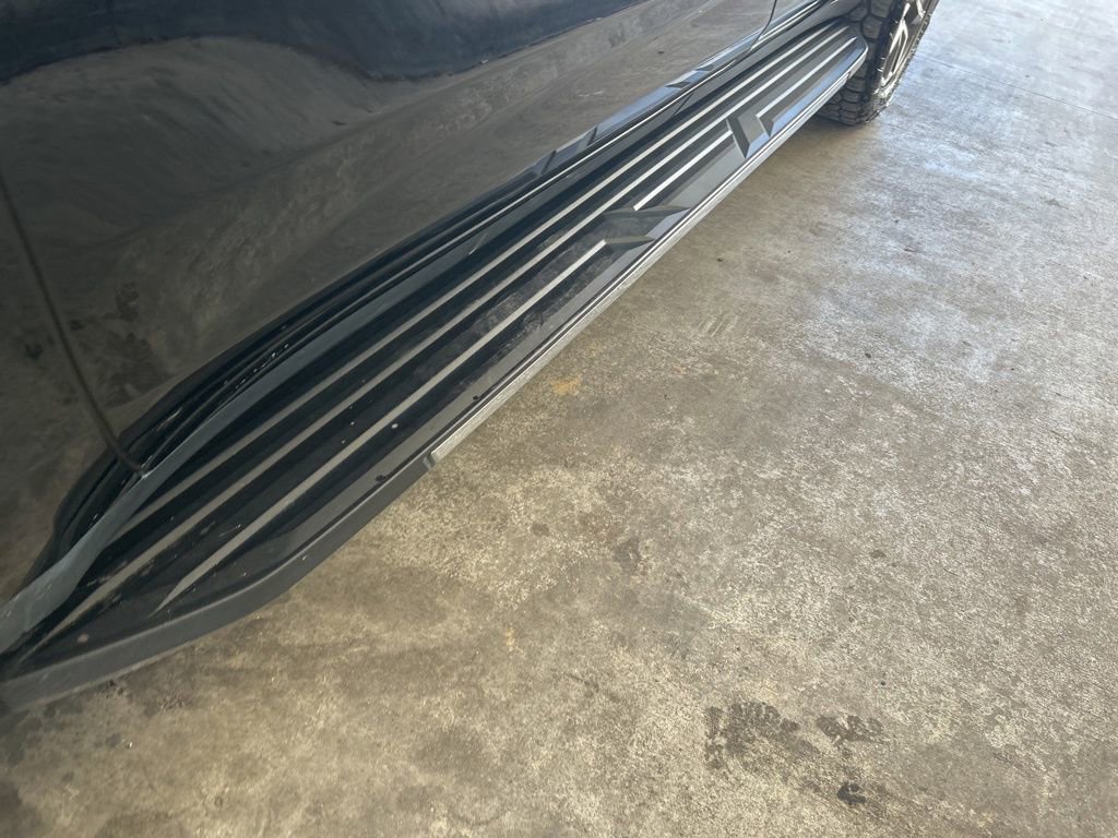 Used 2023 Chevrolet Suburban LS image 15