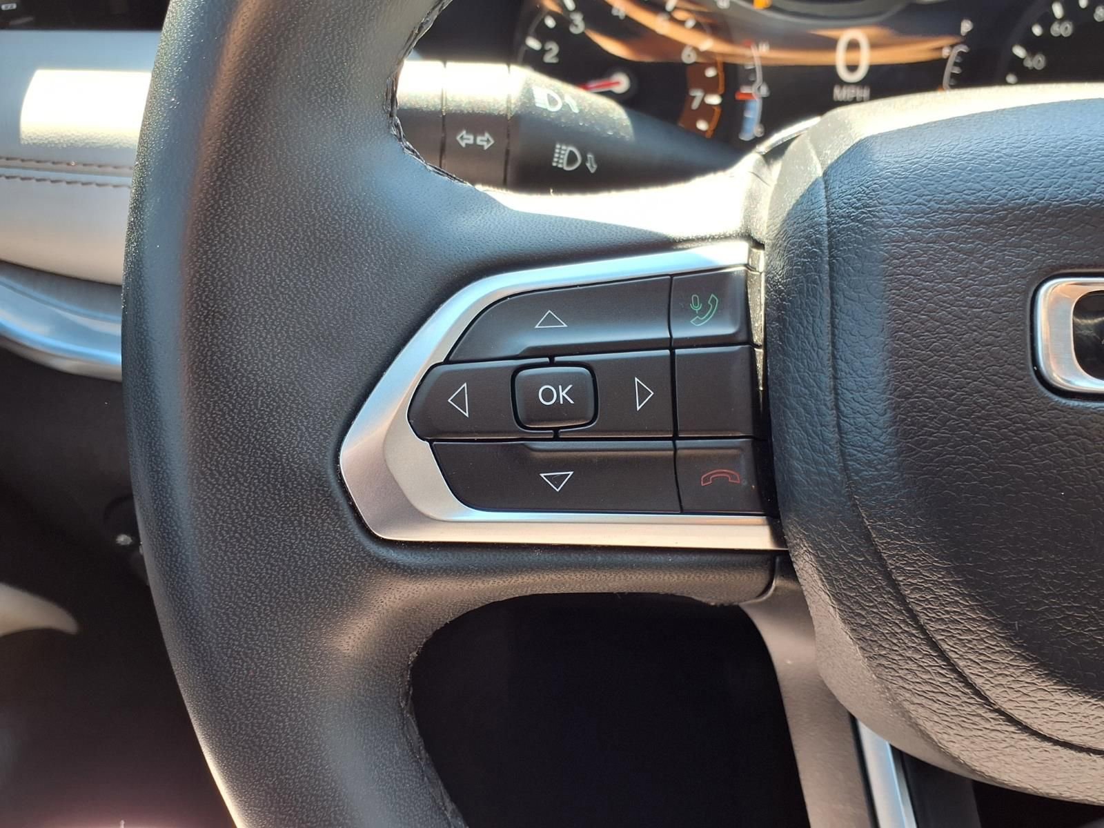 Used 2024 Jeep Compass Limited image 15