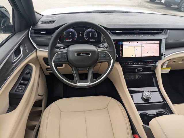 New 2026 Jeep Grand Cherokee Limited w/ Limited Altitude Package image 31