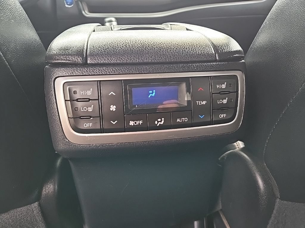 Used 2017 Toyota Highlander Limited Platinum AWD/4WD image 40