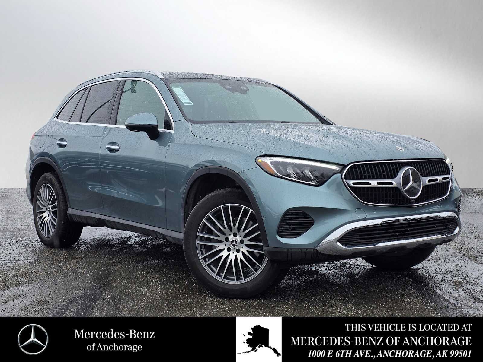 Used 2026 Mercedes-Benz GLC 300 4MATIC image 1