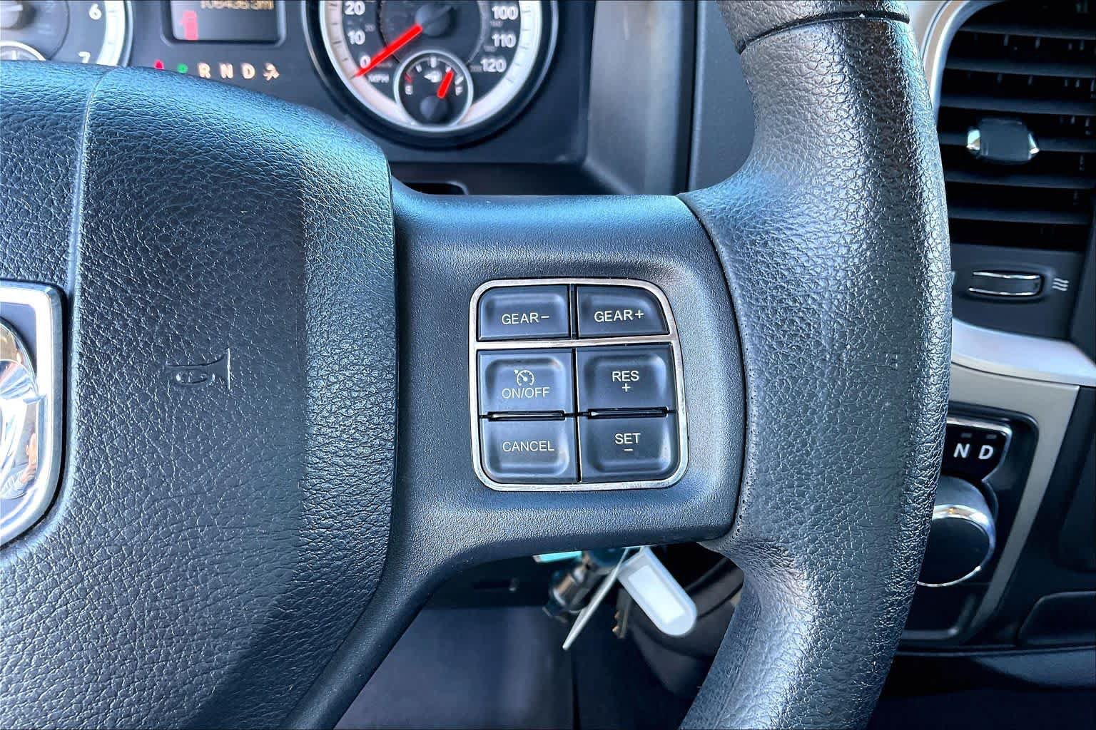 Used 2014 RAM 1500 Classic SLT RWD image 21