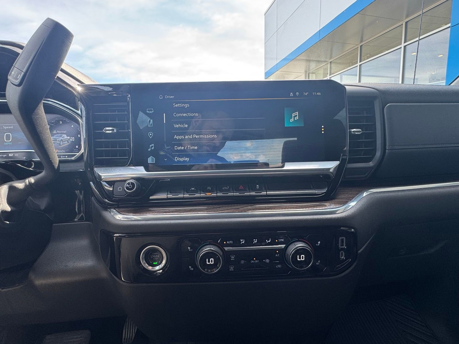 Used 2023 Chevrolet Silverado 1500 LT AWD/4WD image 27