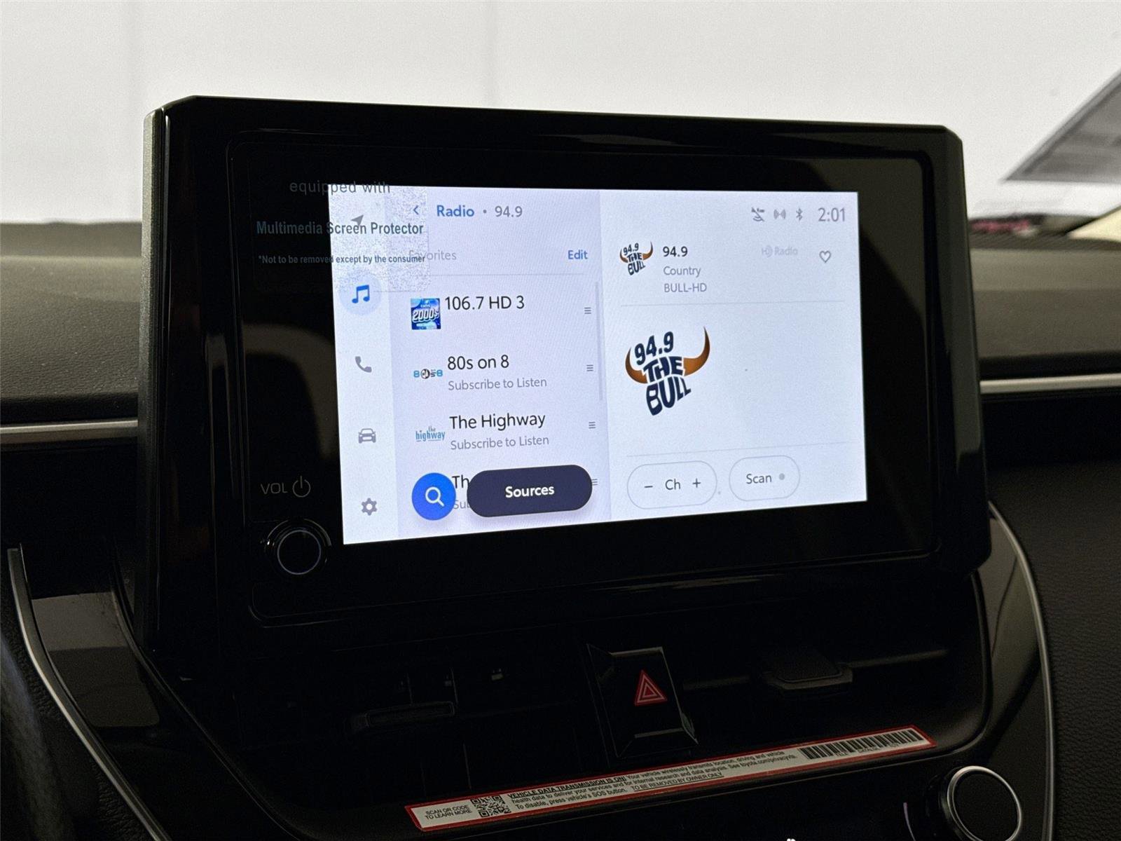 Certified 2025 Toyota Corolla LE image 21