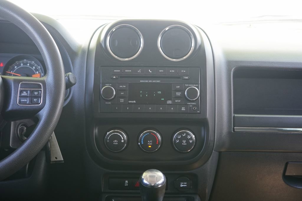Used 2017 Jeep Patriot Sport w/ Power Value Group FWD image 21