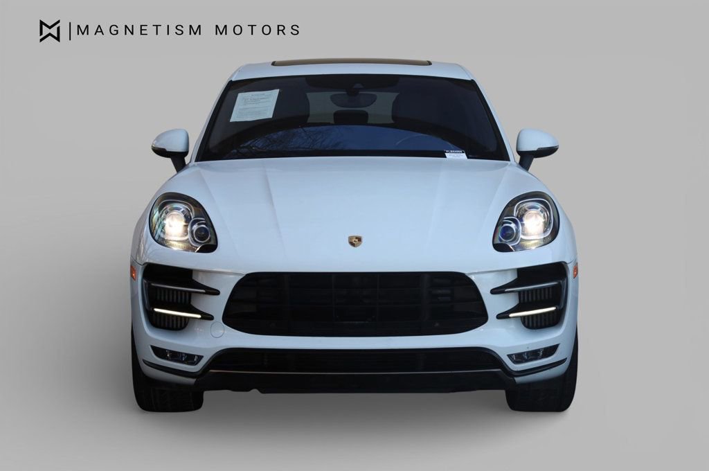 Used 2015 Porsche Macan Turbo image 5