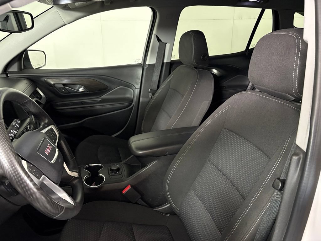 Used 2024 GMC Terrain SLE FWD image 17