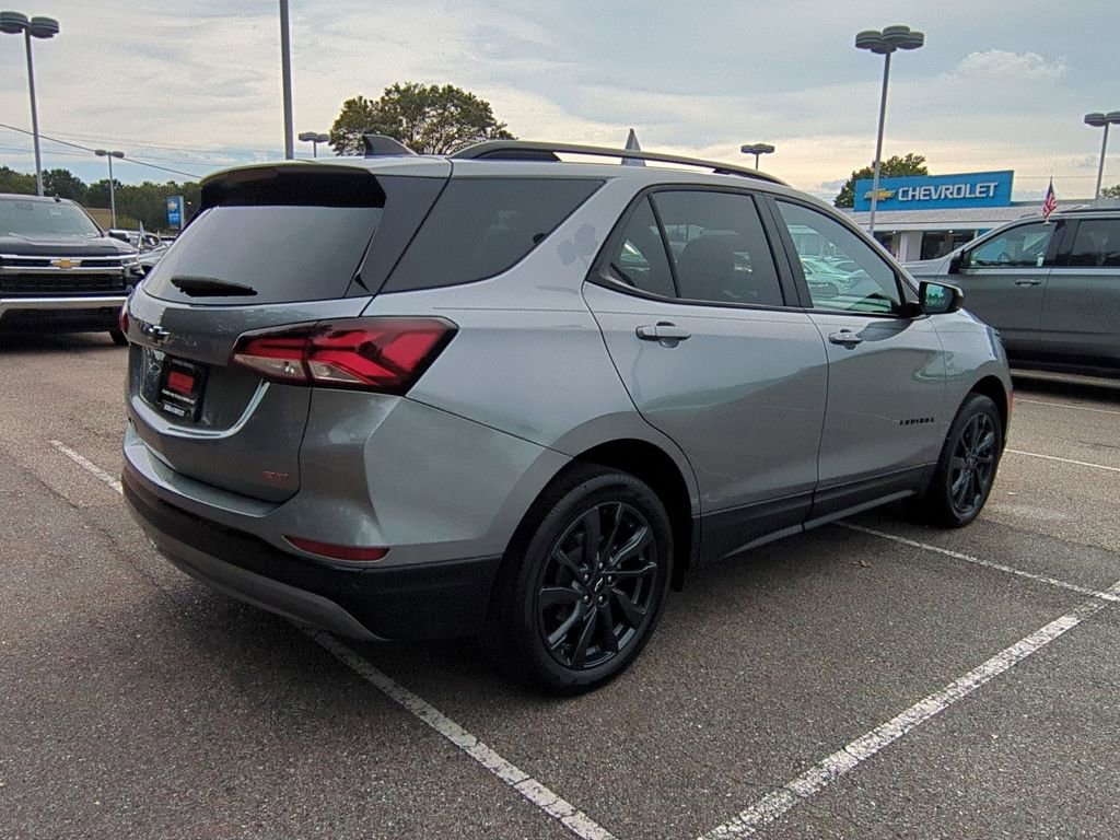 Used 2024 Chevrolet Equinox RS image 8