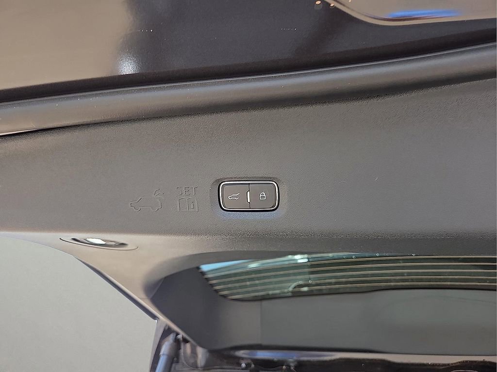 New 2026 Ford Expedition Active RWD image 10