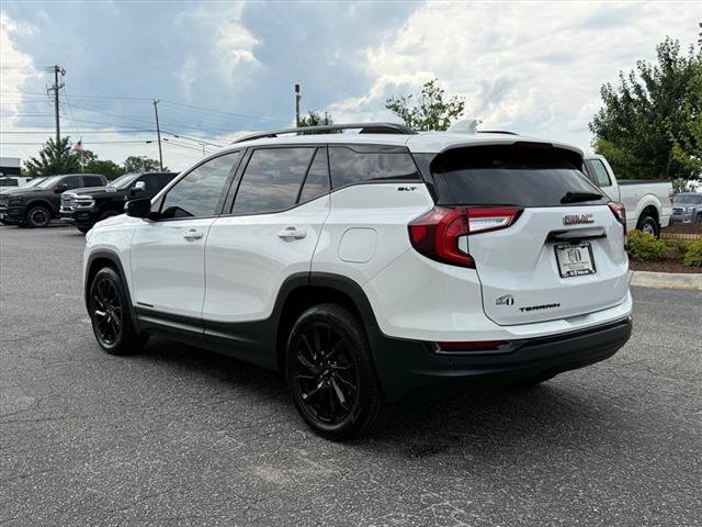 Used 2023 GMC Terrain SLT w/ Elevation Edition FWD image 5