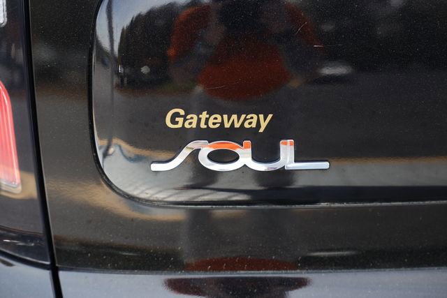 Used 2018 Kia Soul image 38