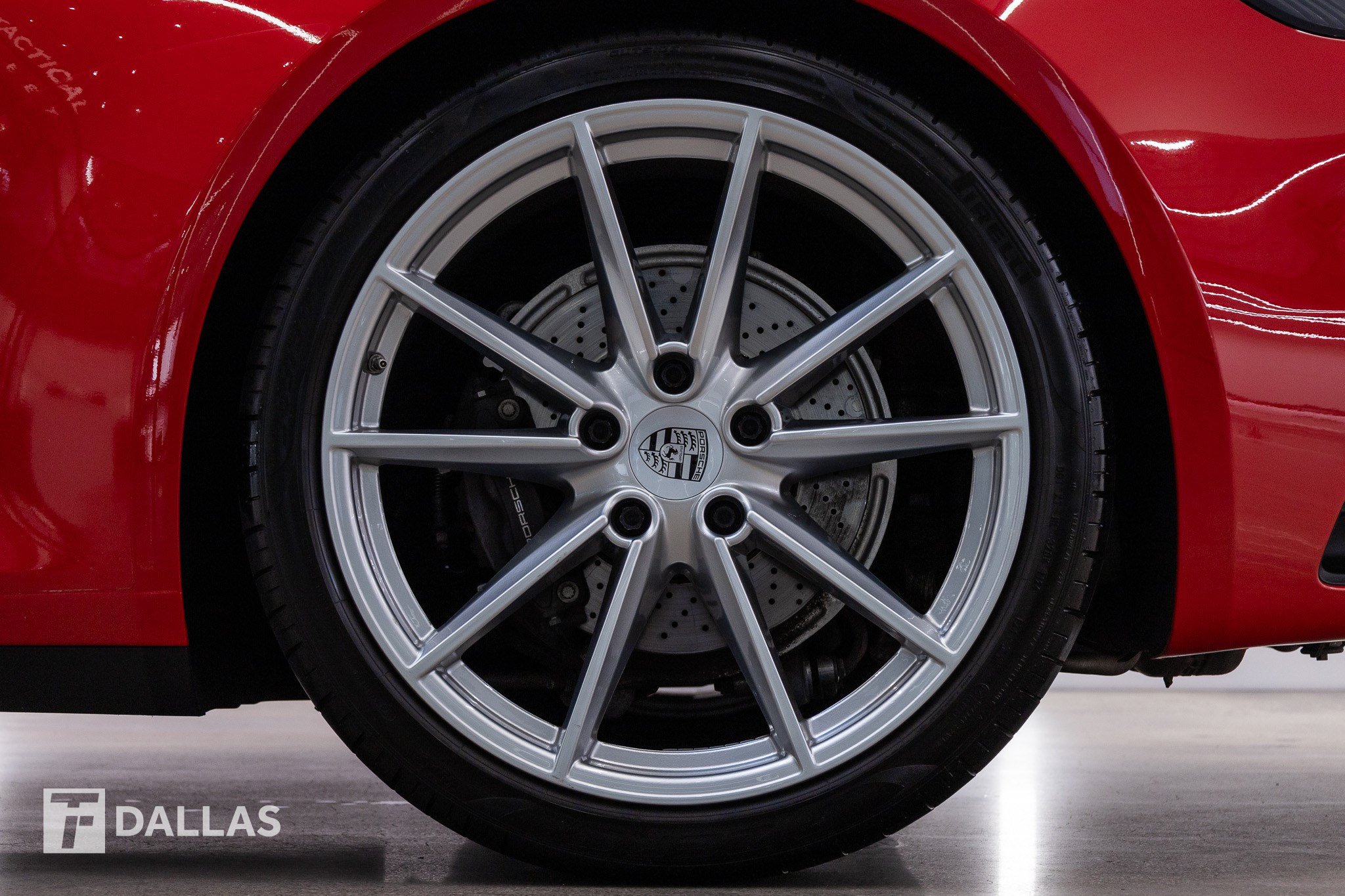 Used 2022 Porsche 911 Carrera RWD image 5