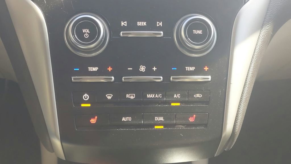 Used 2019 Lincoln MKC Select w/ Select Plus Package FWD image 28