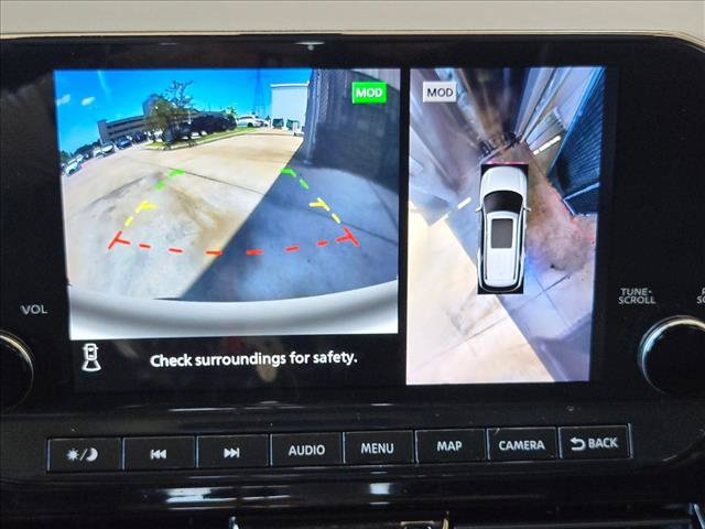 Used 2022 Nissan Pathfinder SL w/ Lighting Package (N92) FWD image 15