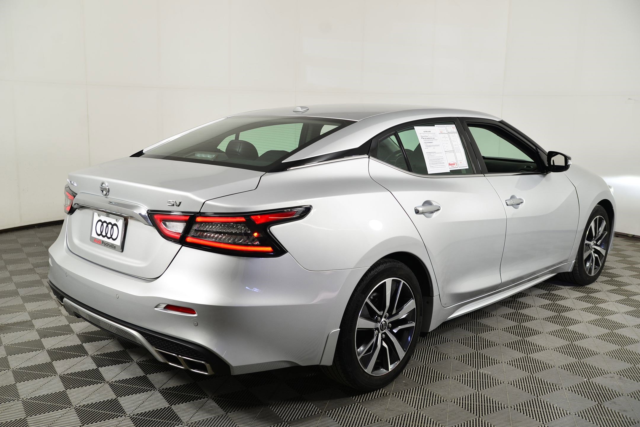 Used 2020 Nissan Maxima 3.5 SV w/ Floor Mat Group image 9