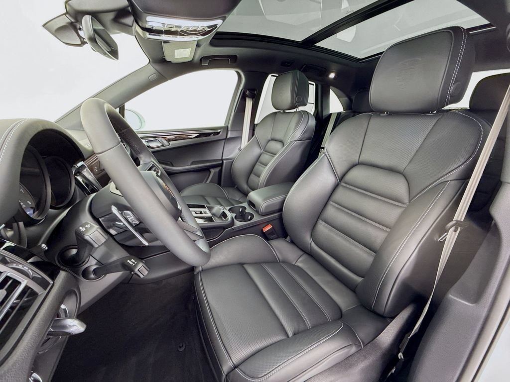 New 2026 Porsche Macan S AWD/4WD image 5