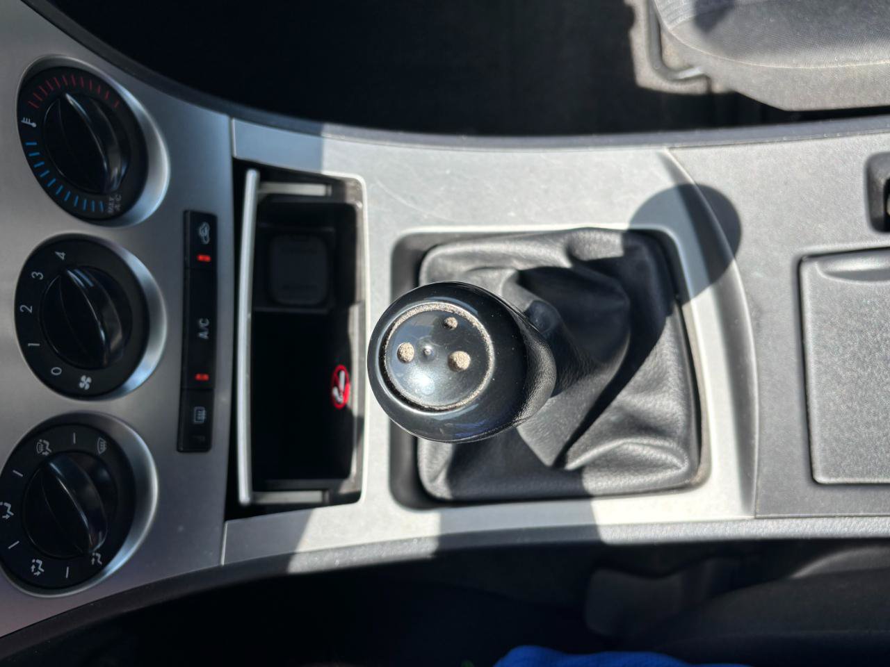 Used 2010 MAZDA MAZDA3 i Sport FWD image 16