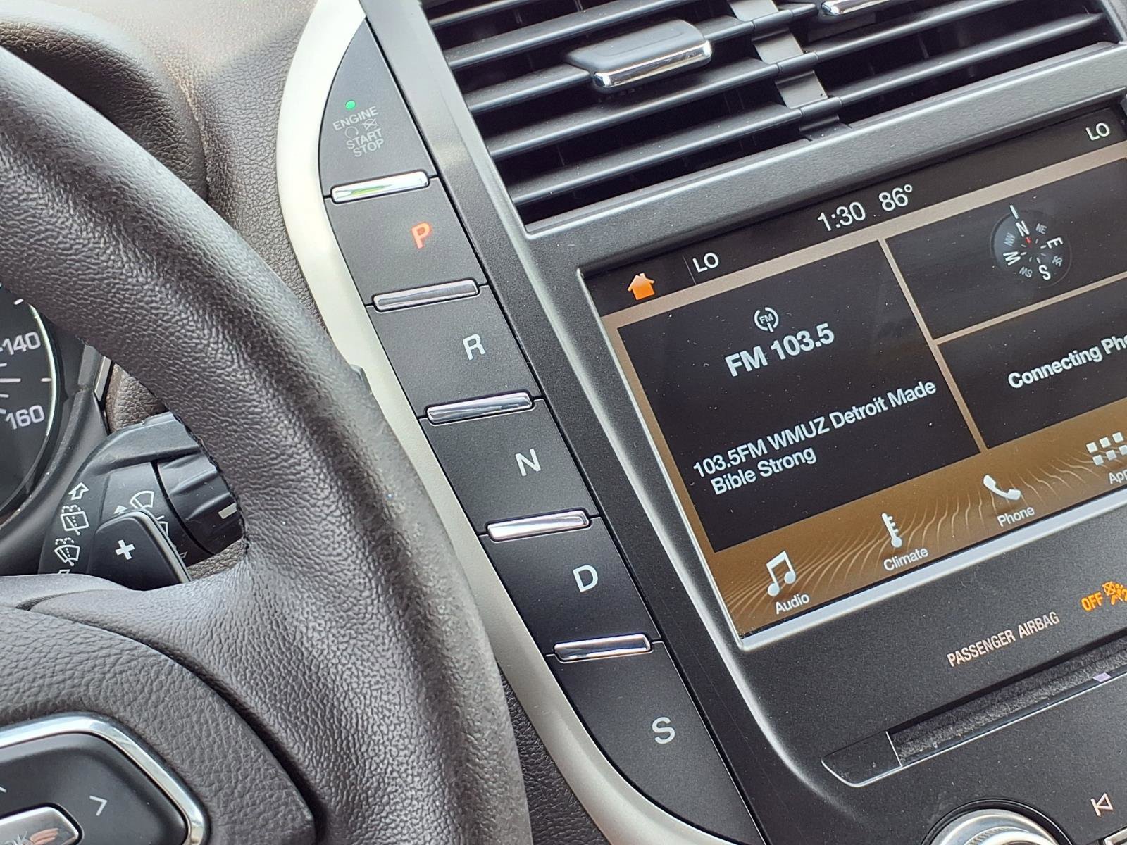 Used 2017 Lincoln MKC Premiere FWD image 14