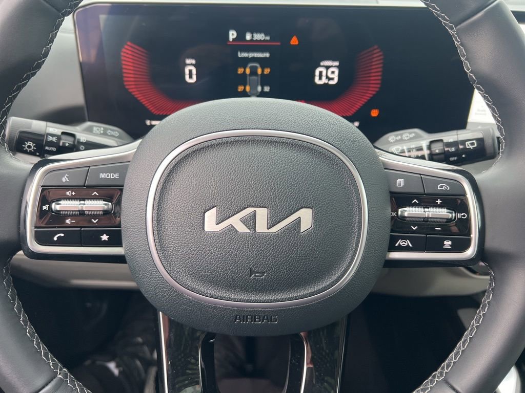 Certified 2025 Kia Sorento X-Line EX image 62