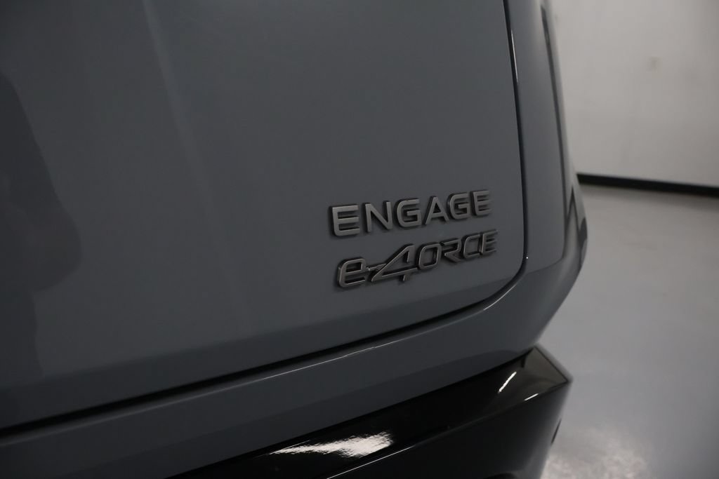 Used 2024 Nissan Ariya AWD image 11