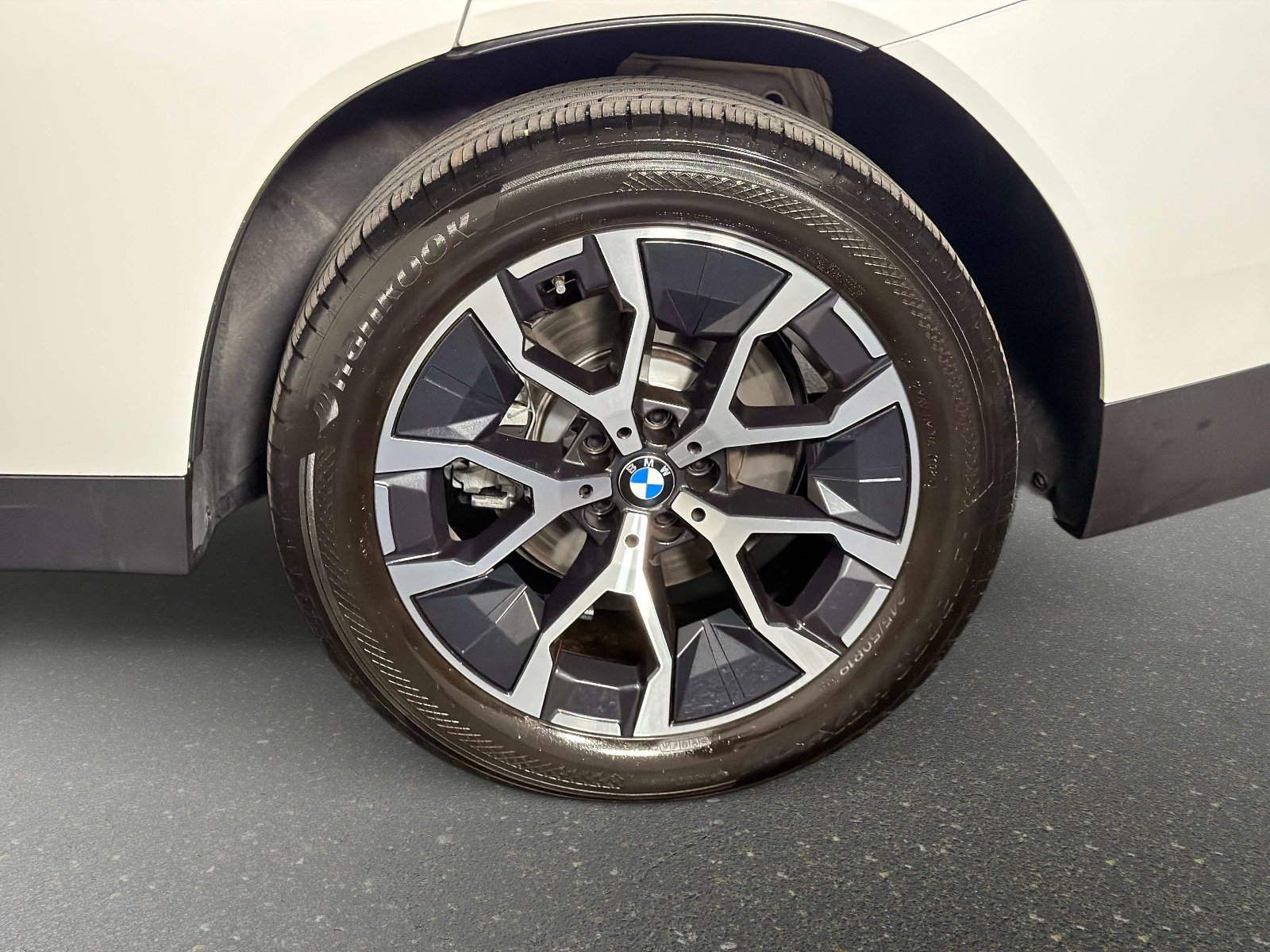 Used 2025 BMW X3 xDrive30i w/ Convenience Package image 14