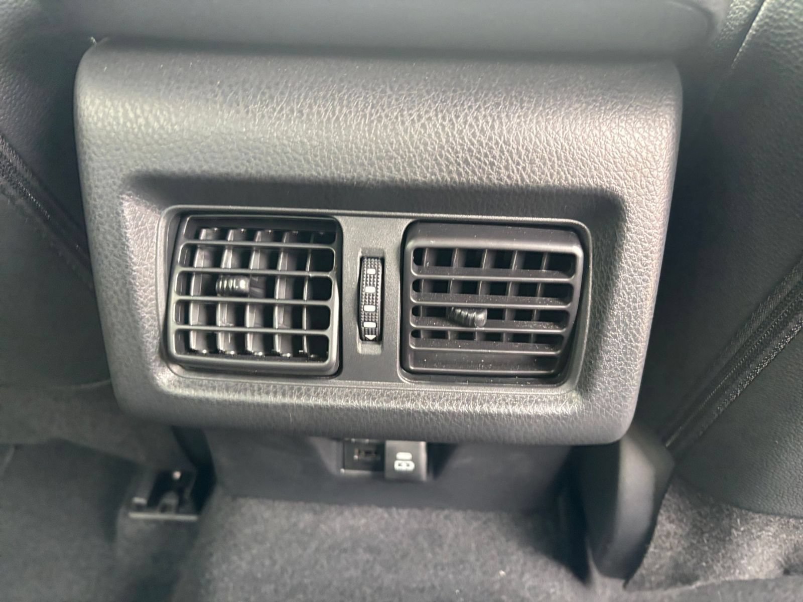Used 2026 Toyota Camry SE FWD image 22
