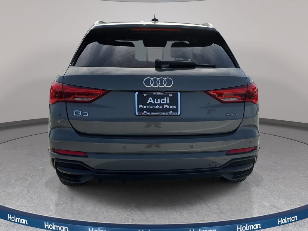 Used 2021 Audi Q3 2.0T Premium w/ Convenience Package AWD/4WD image 9
