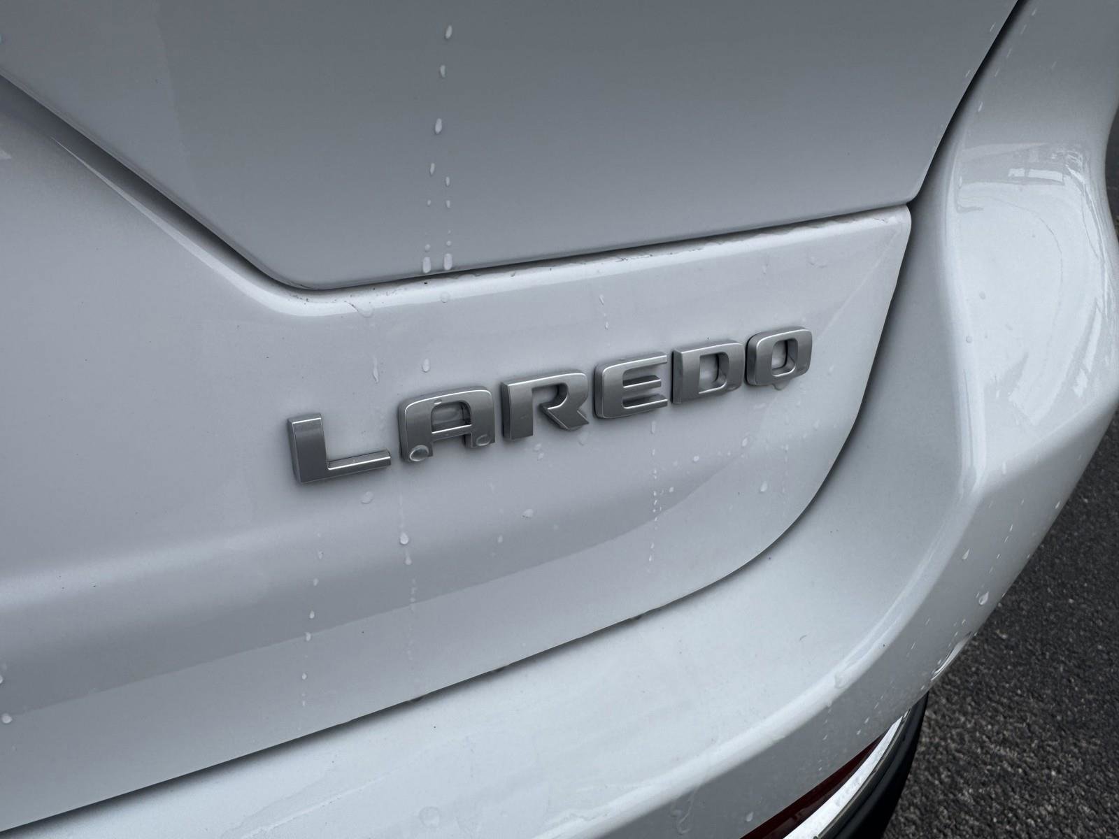 Used 2025 Jeep Grand Cherokee Laredo X w/ Luxury Tech Group I image 41