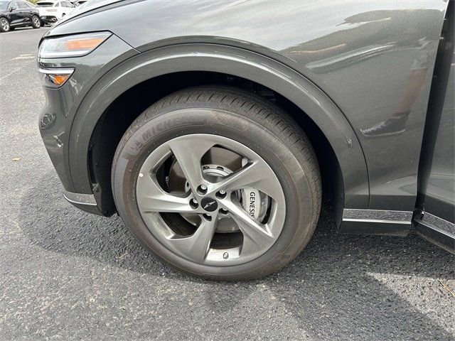 Used 2026 Genesis GV70 2.5T Advanced image 17