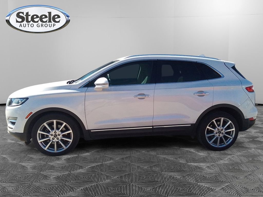 Used 2019 Lincoln MKC Reserve w/ MKC Climate Package image 2