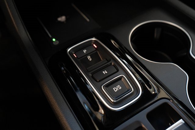 Used 2025 Honda Pilot EX-L image 25