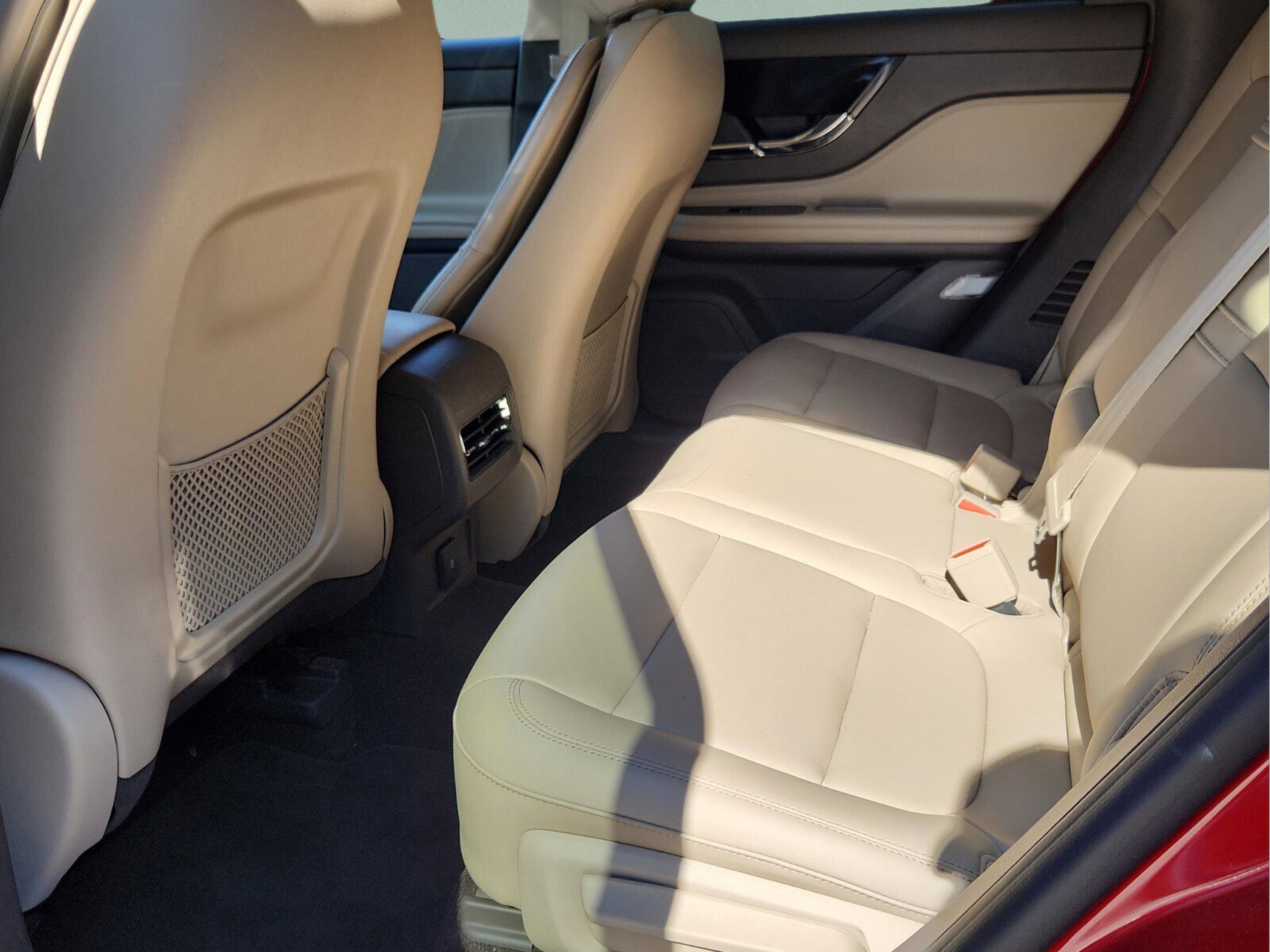 Used 2023 Lincoln Corsair Standard image 10