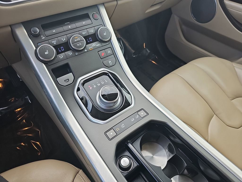 Used 2015 Land Rover Range Rover Evoque Pure Premium image 26