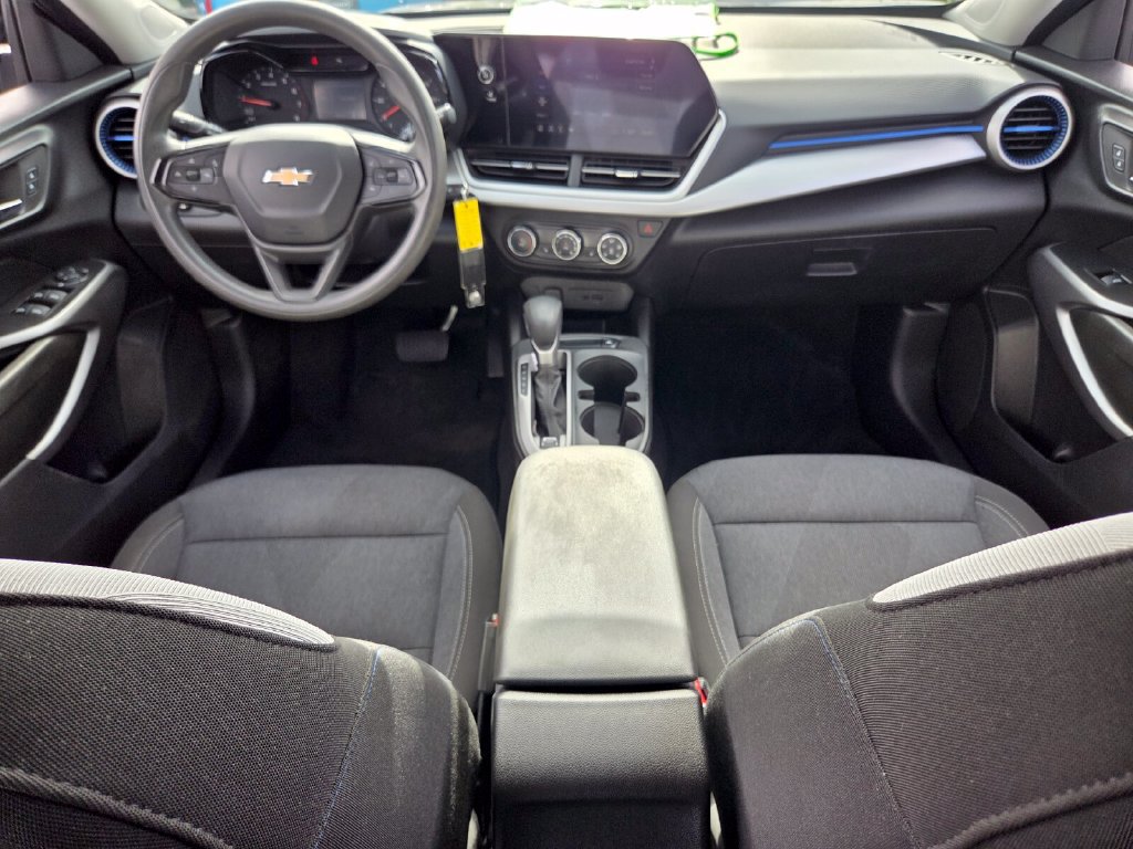 Certified 2024 Chevrolet Trax LS w/ LS Convenience Package FWD image 15