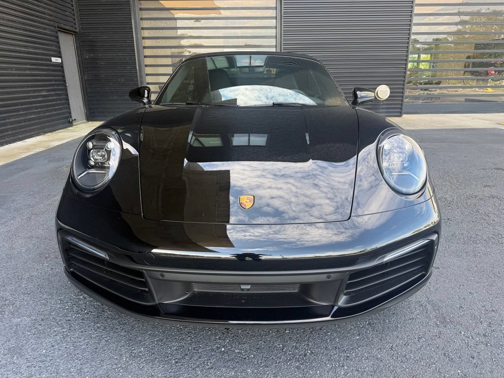 Certified 2022 Porsche 911 Carrera RWD image 3
