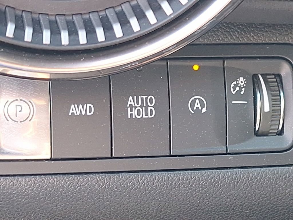 Used 2025 Chevrolet Equinox LT w/ Convenience Package II image 23