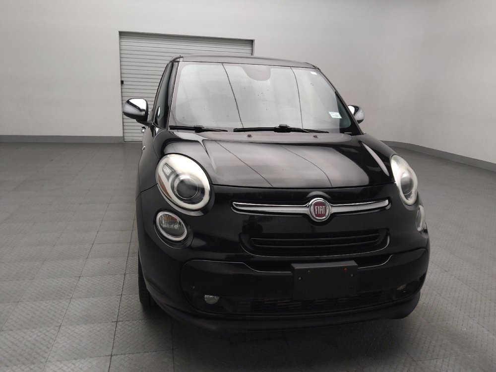 Used 2017 FIAT 500L Lounge w/ Dual-Pane Sunroof Package image 14