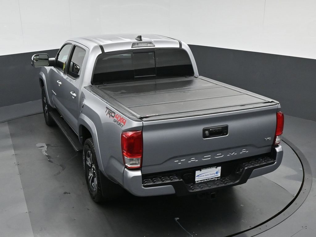 Used 2017 Toyota Tacoma TRD Sport image 59