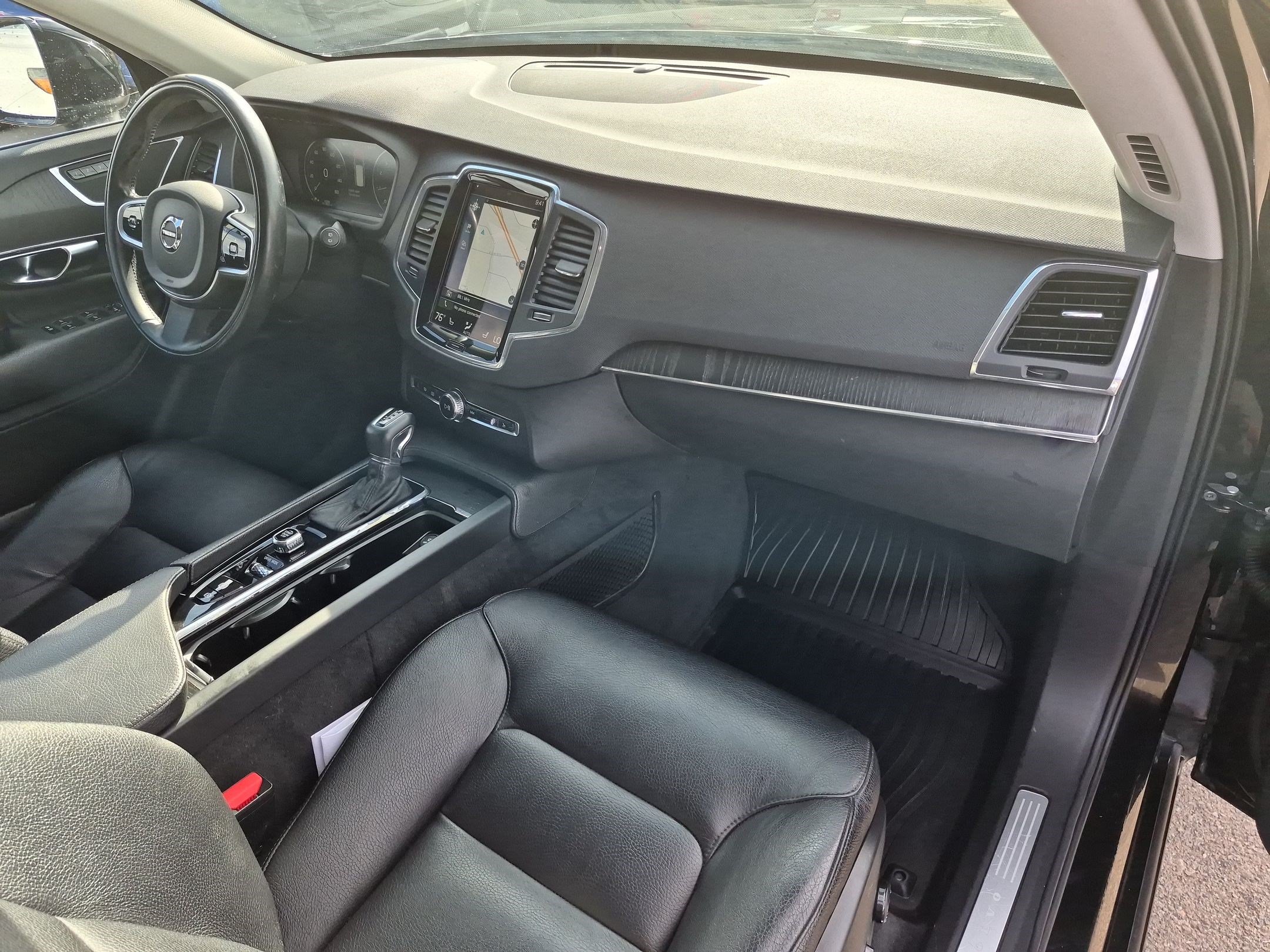 Used 2020 Volvo XC90 T6 Momentum w/ Protection Package Premier AWD/4WD image 33