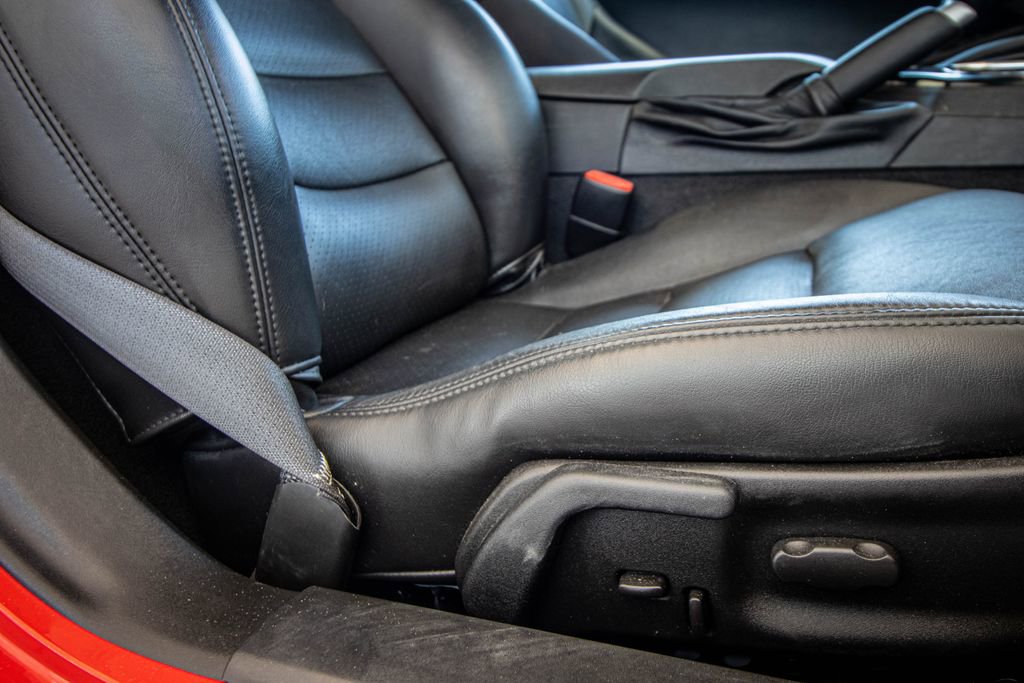 Used 2011 Chevrolet Corvette Grand Sport w/ Preferred Equipment Group image 20