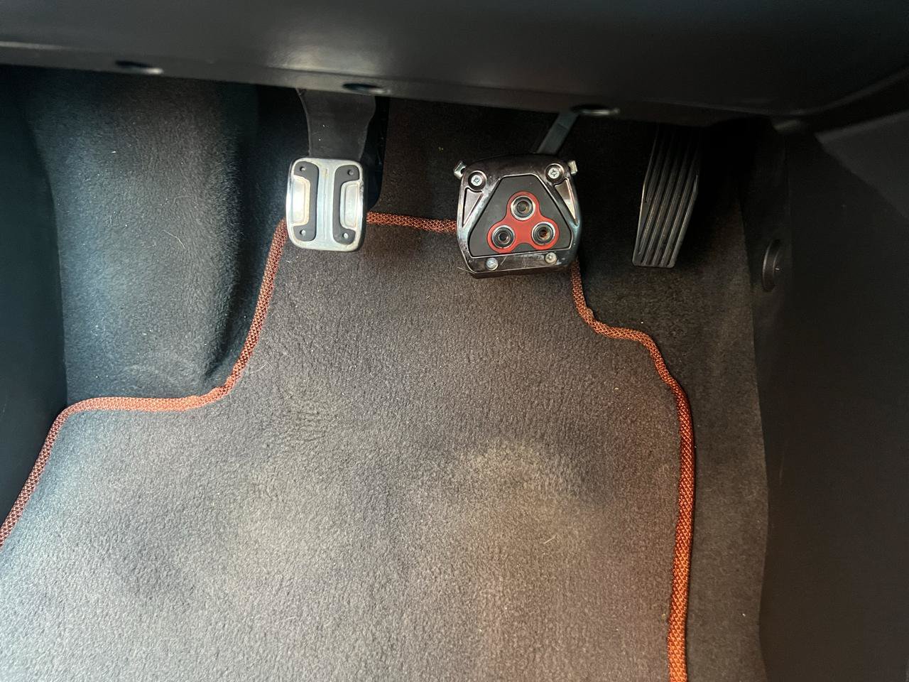 Used 2015 Chevrolet Sonic LTZ FWD image 23