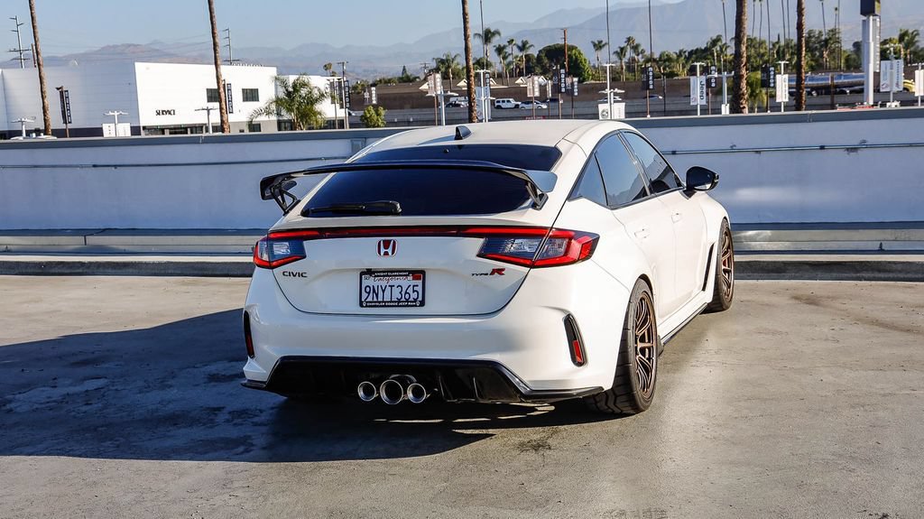 Used 2025 Honda Civic Type R image 9