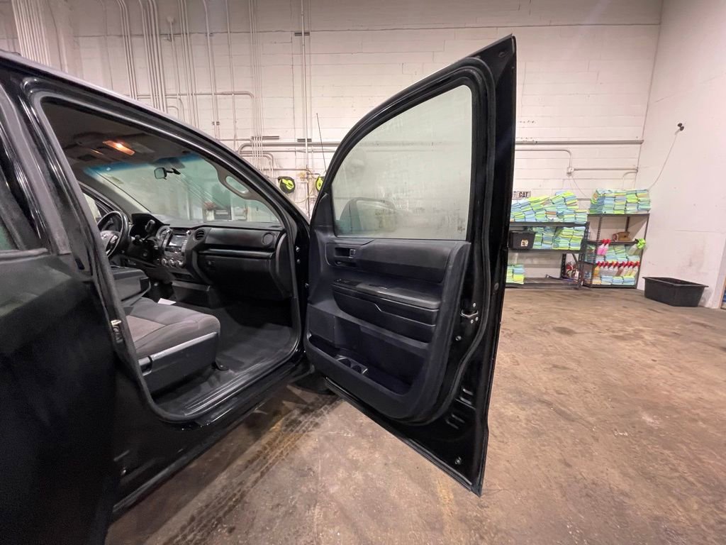 Used 2016 Toyota Tundra SR image 27